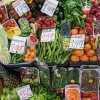 /images/apkg/966/spanish_cuisine_-_veg_at_seville`s_triana_market-3363831-500.jpg